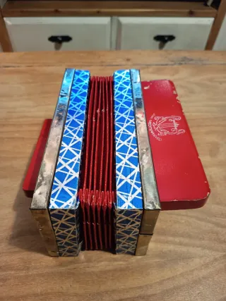 Acordeón Juguete Vintage Mediterráneo