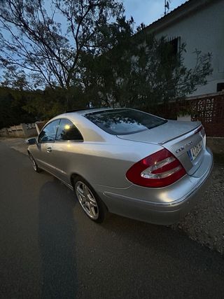 Mercedes-Benz CLK 2003