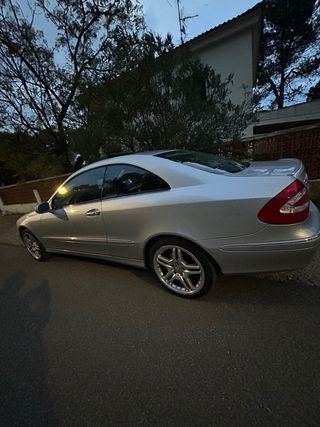 Mercedes-Benz CLK 2003