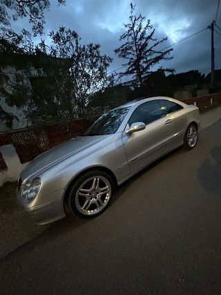 Mercedes-Benz CLK 2003