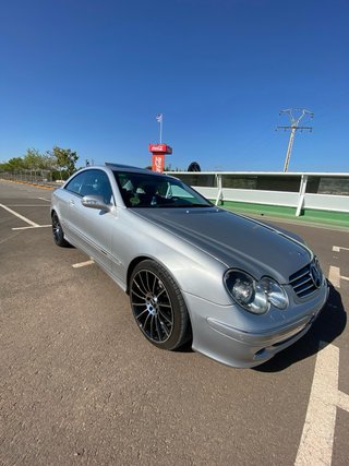Mercedes-Benz  CLK 2003