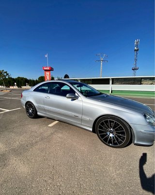 Mercedes-Benz  CLK 2003