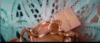 Gargantilla Pertegaz Negra y Dorada