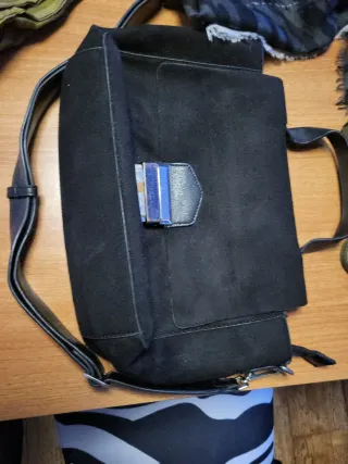 Lote 2 borse e 2 sciarpe