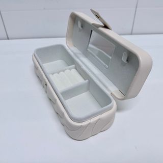 Joyero portátil beige con espejo
