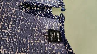 Vestido azul estampado tweed con volantes