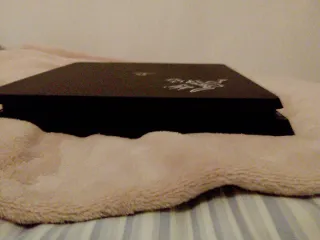 PS4 (PlayStation 4) Negra con Grafiti