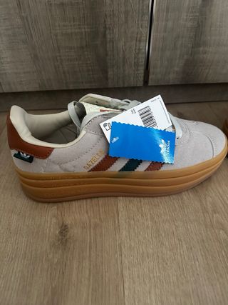 Zapatillas Adidas Hacco Beige/Marrón