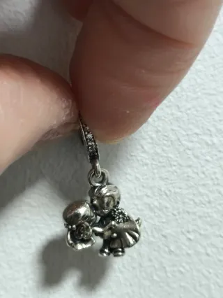 Oferta_Charm Pandora Pareja Beso Plata