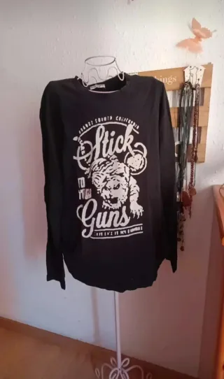 Camiseta negra hombre Stick to your Guns