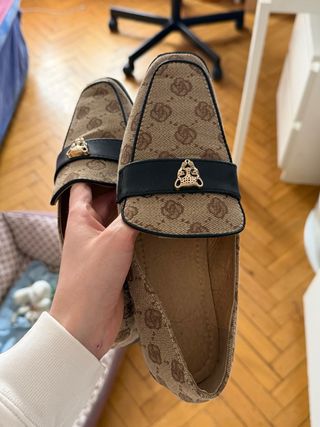 Mocasines estilo Gucci estampado Talla 35