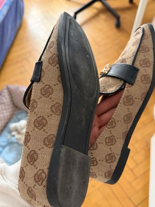 Mocasines estilo Gucci estampado Talla 35