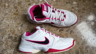 Zapatillas Nike Mujer Blancas y Rosas