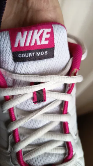 Zapatillas Nike Mujer Blancas y Rosas