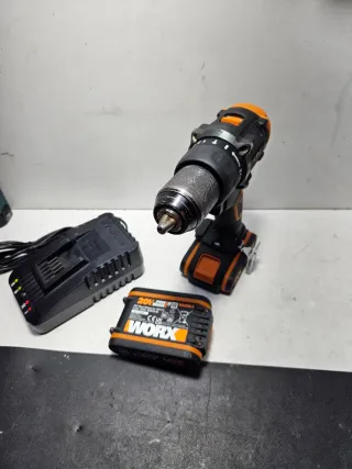 Taladro Percutor Worx 20V con Cargador