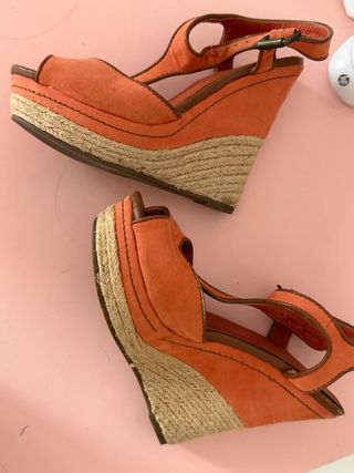 Cuñas V. Roman Coral Talla 35