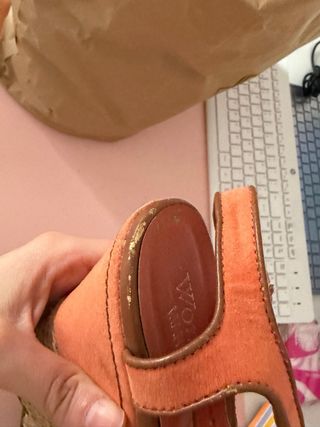 Cuñas V. Roman Coral Talla 35