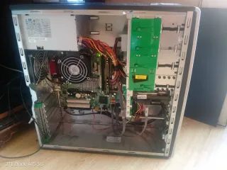 HP Compaq DV7700 Convertible Minitower.