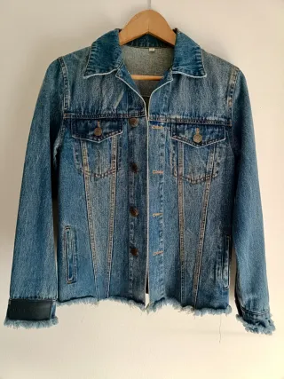 Cazadora vaquera bordada Mekkdes