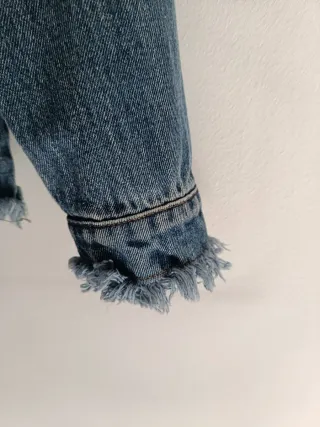 Cazadora vaquera bordada Mekkdes