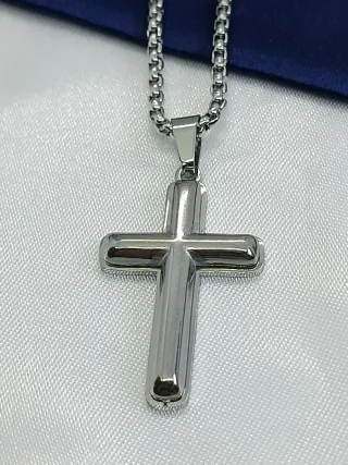 Colgante Cruz con cadena de acero inoxidable