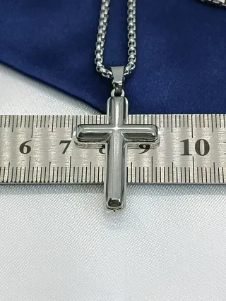 Colgante Cruz con cadena de acero inoxidable