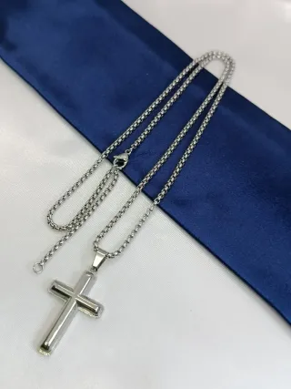 Colgante Cruz con cadena de acero inoxidable