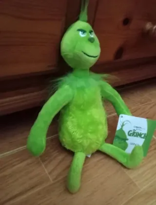 Pack 2 peluches: El Grinch y Max dog  (NUEVOS!)