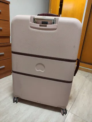 Maleta Delsey rosa gama Lujo 82cm + Accesorios