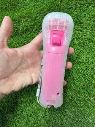 Mando Wii Rosa con Wii Motion Plus