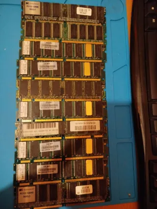 512 MB SD RAM DDR