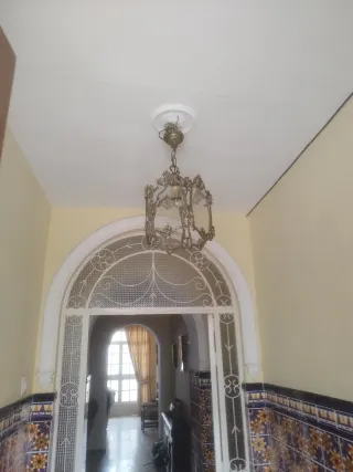 Lámpara de techo colgante dorada