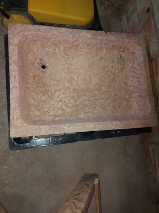 Fregadero,pica,lavabo de piedra roja antigua