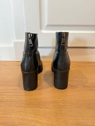 Botines de piel Zara negros