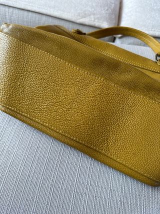 Borsa in pelle modello postina