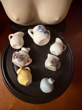 Lotto di Miniature Vintage: Porcellana e Ceramica