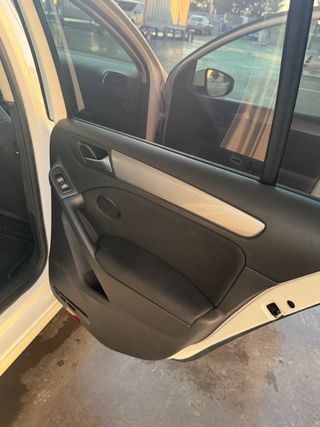 Volkswagen Golf 2010