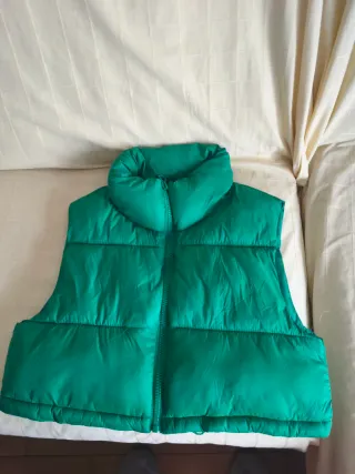 Cazadoras, chaleco, conjunto etc.Nuevo sin estrena