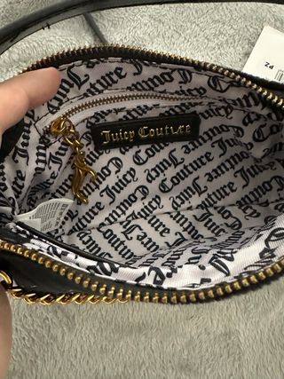 Bolso Negro Juicy Couture con Pañuelo