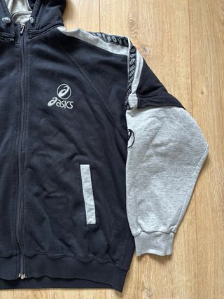 Sudadera Asics Vintage Negra y Gris