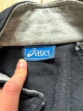 Sudadera Asics Vintage Negra y Gris