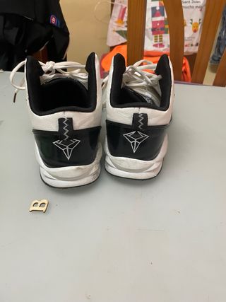 Zapatillas Faxion Blancas y Negras