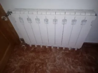 Radiadores de aluminio blancos