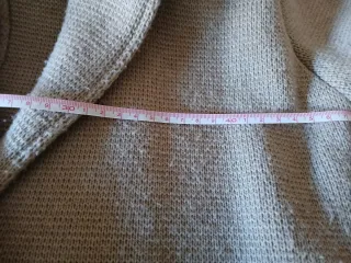 Abrigo largo de punto beige