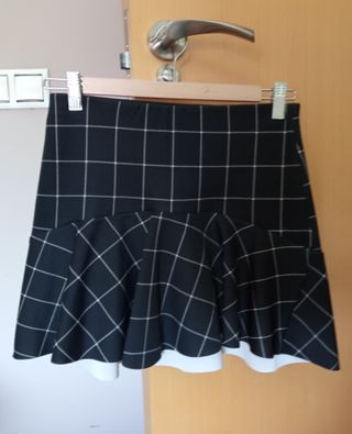 Falda cuadros Stradivarius