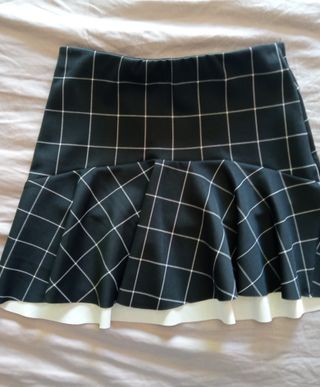 Falda cuadros Stradivarius