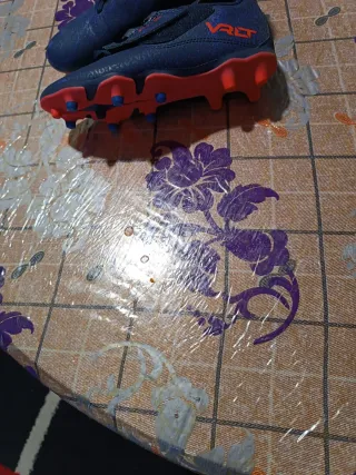 Zapatillas de fútbol para niño talla 33