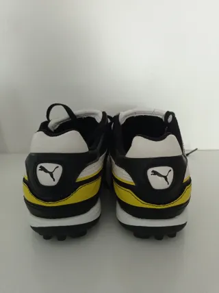 Scarpe calcetto Puma n. 40