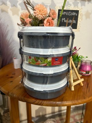 4 Caixas de Almoço Empilháveis