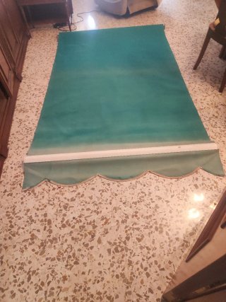 Toldo enrollable verde